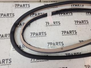 Уплотнение дверное правое переднее TOYOTA BREVIS JCG10 1JZFSE 6231151040A0 5 ракурс