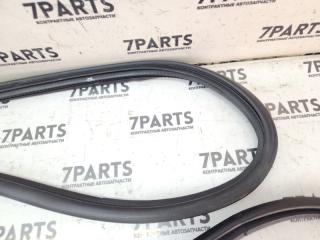 Уплотнительная резинка TOYOTA RAUM EXZ10 5EFE 6788146010 2 ракурс