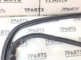 Уплотнительная резинка TOYOTA RAUM EXZ10 5EFE 6788146010 3 ракурс