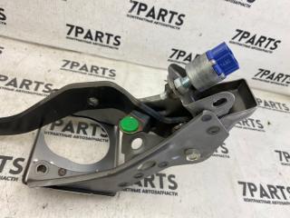 Педаль тормоза TOYOTA BREVIS JCG10 1JZFSE 3 ракурс