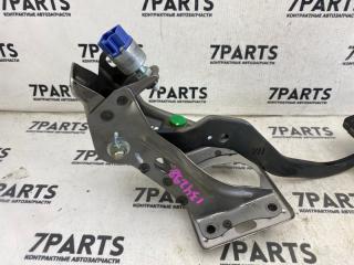 Педаль тормоза TOYOTA BREVIS JCG10 1JZFSE 4 ракурс