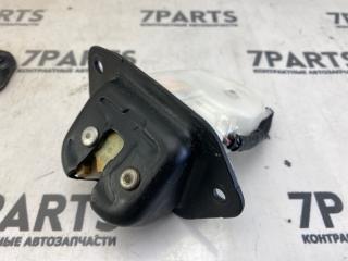 Замок 5-й двери NISSAN LEAF ZE0 EM61 3 ракурс
