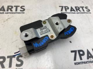 Замок 5-й двери MITSUBISHI LIBERO CB2V 4G15 MB830585 3 ракурс
