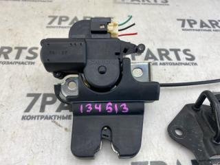 Замок багажника NISSAN FUGA PY50 VQ35DE 3 ракурс