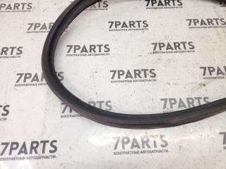 Уплотнительная резинка TOYOTA VITZ SCP10 1SZFE 6788152010 2 ракурс