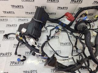 Коса под капот TOYOTA BREVIS JCG10 1JZFSE 82111-51142 3 ракурс