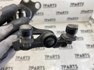 Ролик раздвижной двери правый задний TOYOTA ISIS ZGM11 3ZRFAE 5 ракурс