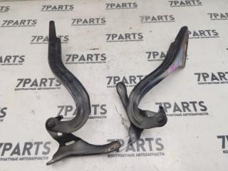 Крепление капота HONDA STREAM RN7 R18A 2 ракурс