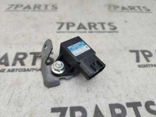 Датчик airbag LS460 2007 USF40 1URFSE