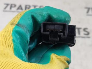 Блок управления дверьми TOYOTA ISIS ANM10 1AZFSE 8493058021 5 ракурс