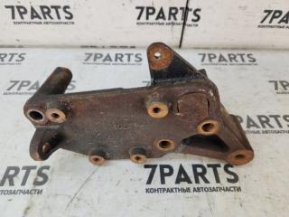 Кронштейн опоры двигателя правый MITSUBISHI LEGNUM EC5W 6A13 MD336190 2 ракурс