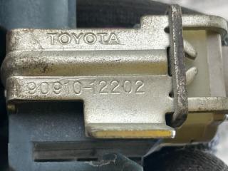 Вакуумный клапан TOYOTA PORTE NNP10 90910-12202 3 ракурс