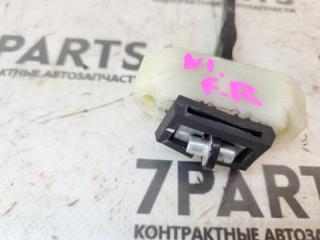 Ограничитель двери правый передний SUZUKI JIMNY JB23W K6A 3 ракурс