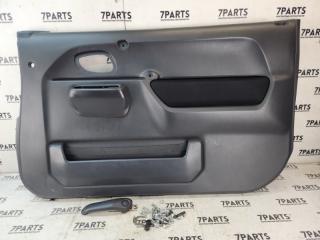 Обшивка дверей передняя правая SUZUKI JIMNY 2015