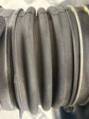 Патрубок воздушн.фильтра TOYOTA ESTIMA MCR40 1MZFE 5 ракурс