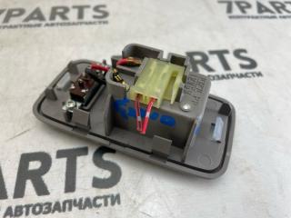 Светильник салона TOYOTA MARK II WAGON BLIT GX110 1GFE 4 ракурс