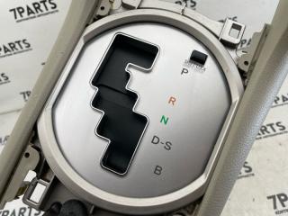 Консоль кпп TOYOTA PREMIO NZT260 1NZFE 5 ракурс Консоль кпп TOYOTA PREMIO NZT260 1NZFE 5 ракурс