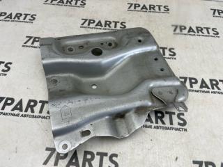Подставка под аккумулятор TOYOTA PREMIO NZT260 1NZFE 74410-20080 4 ракурс