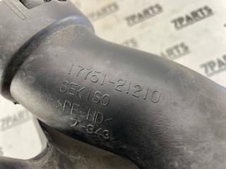 Воздухозаборник TOYOTA PREMIO NZT260 1NZFE 17751-21210 4 ракурс