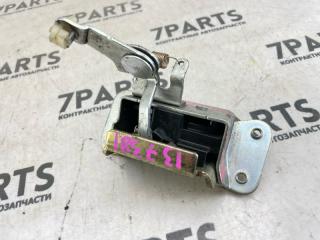 Замок двери правый задний TOYOTA RAUM NCZ20 1NZFE 6937046020 2 ракурс