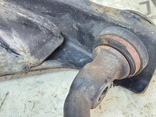 Рычаг правый передний MITSUBISHI DELICA PB4W 4G64 MR376006 4 ракурс Рычаг правый передний MITSUBISHI DELICA PB4W 4G64 MR376006 4 ракурс