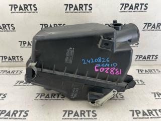 Корпус воздушного фильтра TOYOTA ISIS ZGM10 2ZRFAE 17700-37270 1 ракурс Корпус воздушного фильтра TOYOTA ISIS ZGM10 2ZRFAE 17700-37270 1 ракурс
