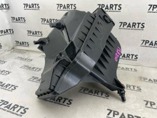 Корпус воздушного фильтра NISSAN TIIDA LATIO SJC11 MR18DE 4 ракурс