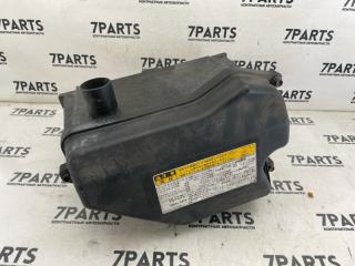 Коробка для блока efi TOYOTA BREVIS 2005