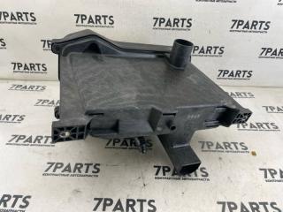 Коробка для блока efi TOYOTA BREVIS JCG10 1JZFSE 3 ракурс Коробка для блока efi TOYOTA BREVIS JCG10 1JZFSE 3 ракурс