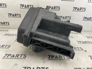 Коробка для блока efi TOYOTA MARK II WAGON BLIT GX110 1GFE 82703-30030 4 ракурс Коробка для блока efi TOYOTA MARK II WAGON BLIT GX110 1GFE 82703-30030 4 ракурс
