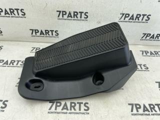 Запчасть подножка MAZDA TRIBUTE 2002