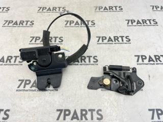 Замок багажника TOYOTA BREVIS 2005
