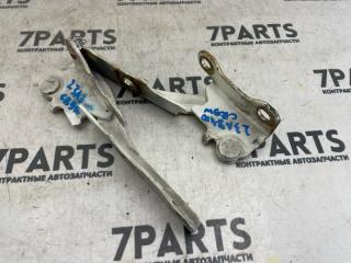 Крепление капота MITSUBISHI DION CR9W 4G63 2 ракурс