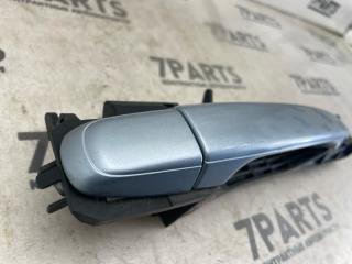 Ручка двери левая задняя TOYOTA ISIS ZNM10 1ZZFE 2 ракурс Ручка двери левая задняя TOYOTA ISIS ZNM10 1ZZFE 2 ракурс