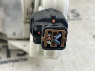 Замок двери правый передний MITSUBISHI CHARIOT GRANDIS N84W 4G64 MR473808 5 ракурс