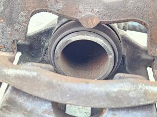Суппорт правый передний MITSUBISHI COLT Z27AG 4G15 4605A178 5 ракурс