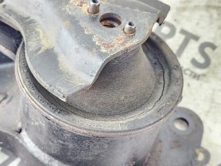 Подушка двигателя левая передняя MITSUBISHI PAJERO IO H77W 4G94 MR510312,1093A006 5 ракурс Подушка двигателя левая передняя MITSUBISHI PAJERO IO H77W 4G94 MR510312,1093A006 5 ракурс
