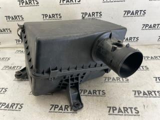 Корпус воздушного фильтра TOYOTA LAND CRUISER UZJ100 2UZFE 17700-50170 4 ракурс