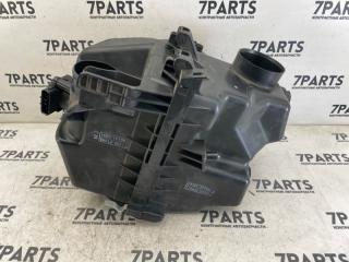 Корпус воздушного фильтра TOYOTA RACTIS NCP120 1NZFE 17700-21120 3 ракурс Корпус воздушного фильтра TOYOTA RACTIS NCP120 1NZFE 17700-21120 3 ракурс