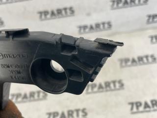 Крепление бампера левое переднее MAZDA AXELA BL5FW ZYVE BBM4500U1 3 ракурс