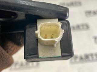 Датчик airbag правый передний TOYOTA VITZ SCP10 1SZFE 89173-52010 4 ракурс