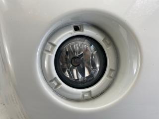 Клык бампера правый передний NISSAN KIX H59A 4A30 4 ракурс