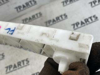 Крепление бампера левое переднее NISSAN BLUEBIRD SYLPHY KG11 MR20DE 3 ракурс