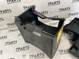 Подставка под аккумулятор MAZDA PREMACY CP8W FPDE FPY818593 4 ракурс