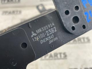 Радиатор акпп MITSUBISHI DELICA PB4W 4G64 MR305954 4 ракурс