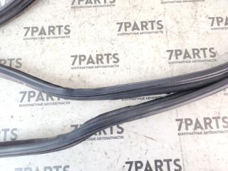 Уплотнительная резинка MITSUBISHI PAJERO IO H76W 4G93 MR365118 5 ракурс Уплотнительная резинка MITSUBISHI PAJERO IO H76W 4G93 MR365118 5 ракурс