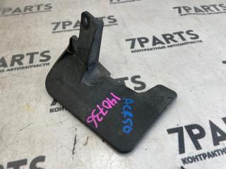 Брызговик правый задний TOYOTA ESTIMA ACR50 65631-28010 2 ракурс