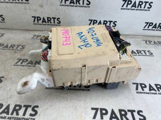 Блок предохранителей левый TOYOTA ALPHARD ANH10 2AZFE 82730-58022 2 ракурс