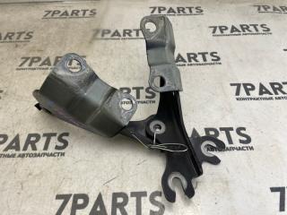 Крепление капота MAZDA DEMIO DE3FS 2 ракурс