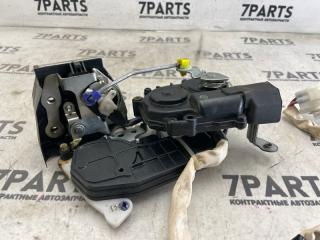 Замок двери левый передний TOYOTA ISIS ZNM10 6932044061 3 ракурс